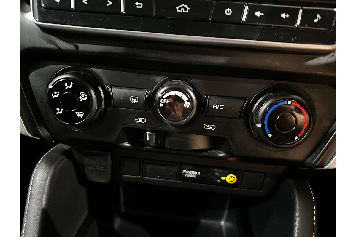 2021 Isuzu MU-X LS-M