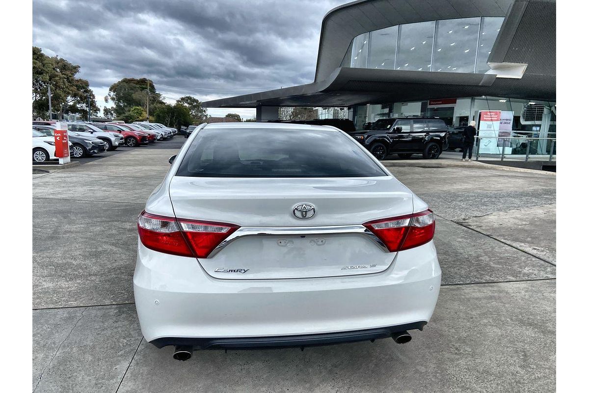 2017 Toyota Camry Atara S ASV50R