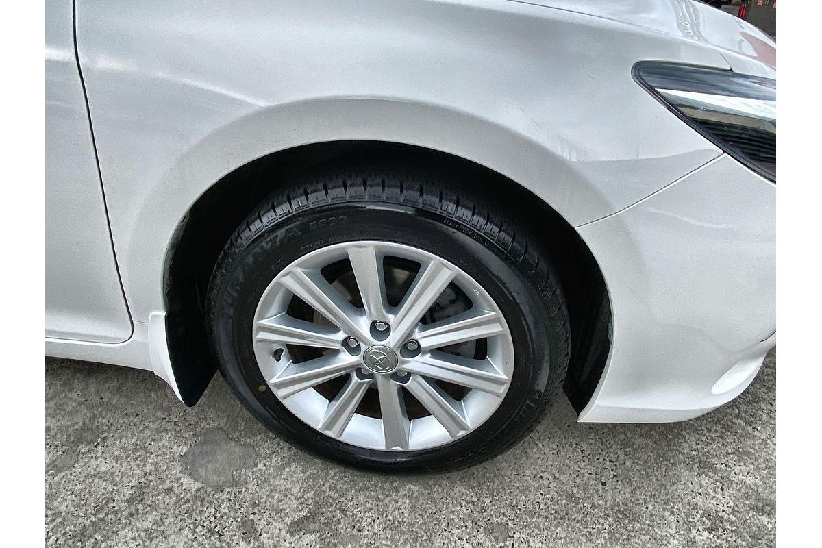2017 Toyota Camry Atara S ASV50R