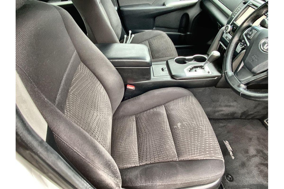 2017 Toyota Camry Atara S ASV50R