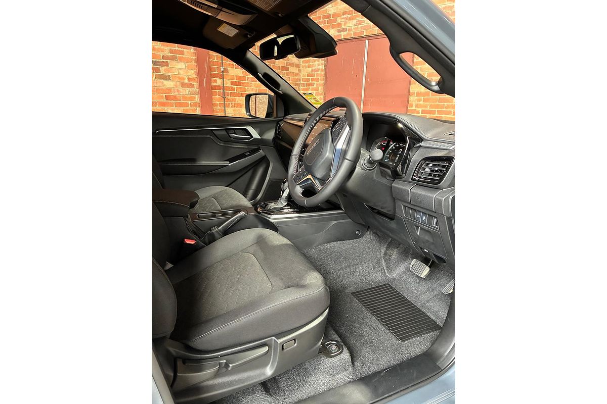 2025 Isuzu D-MAX LS-U 4X4