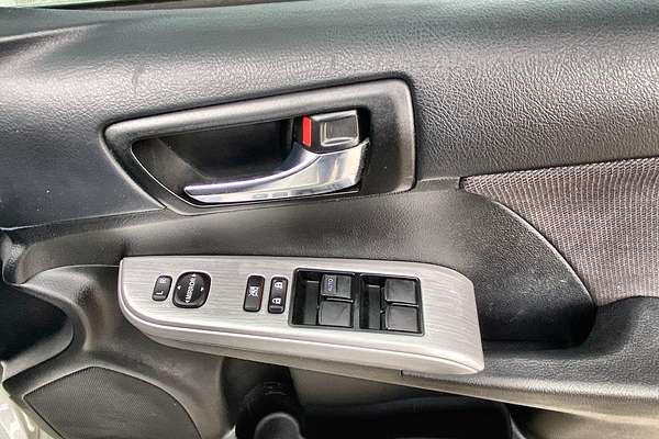 2017 Toyota Camry Atara S ASV50R