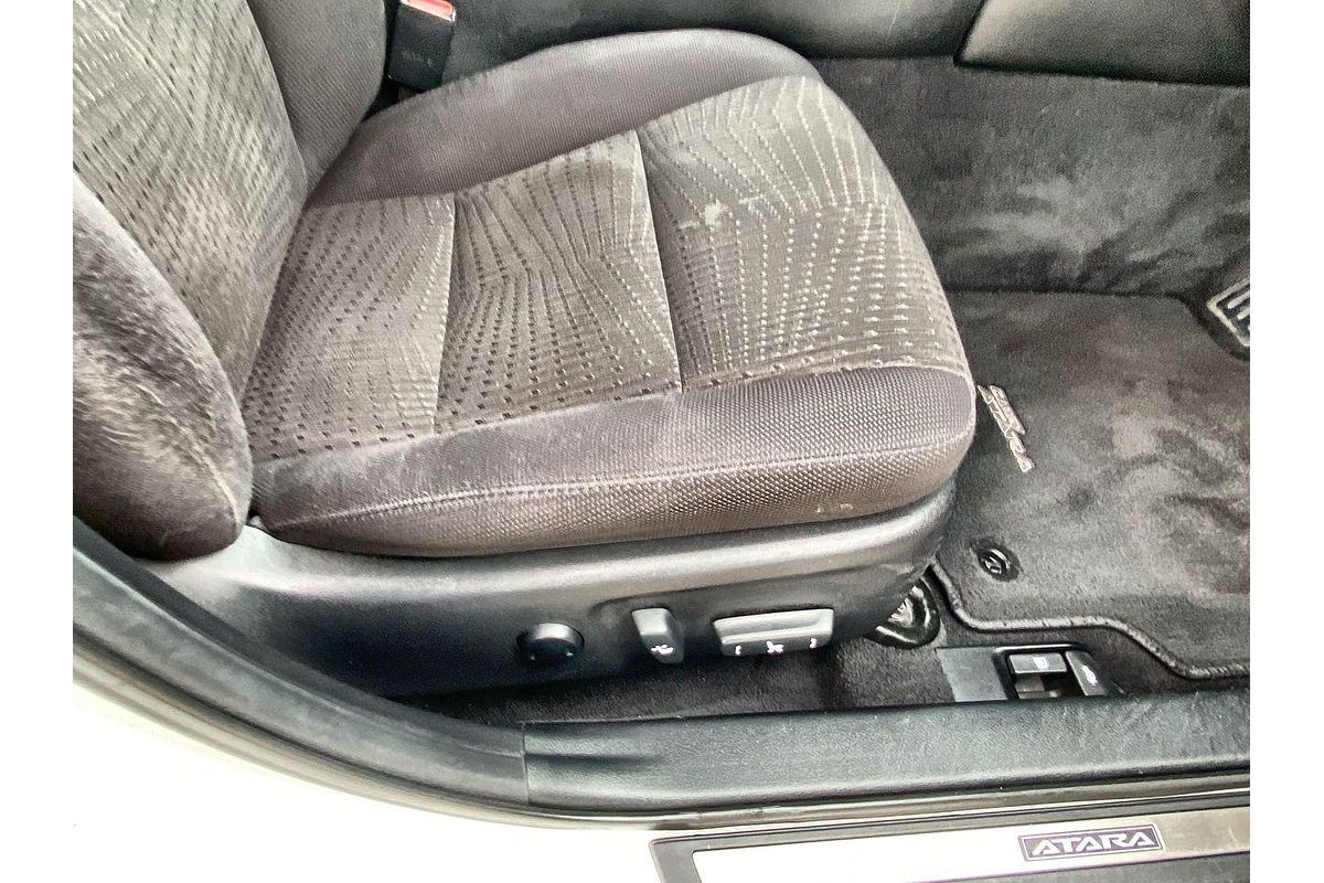 2017 Toyota Camry Atara S ASV50R