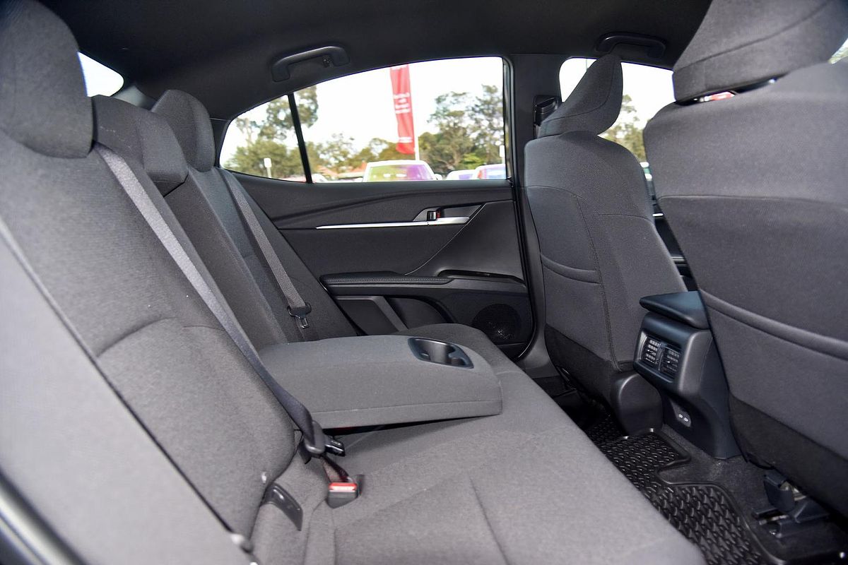 2024 Toyota Camry Ascent AXVH80R