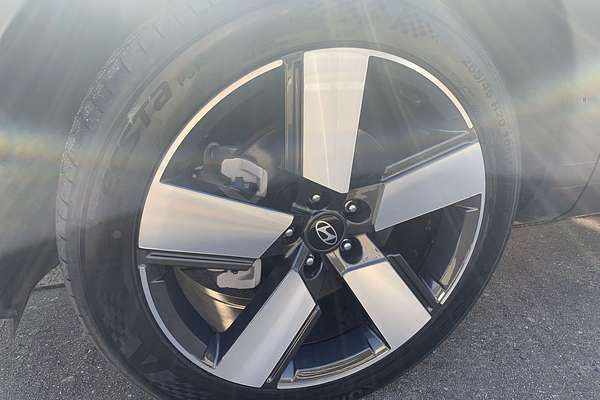2024 Hyundai Santa Fe Hybrid MX5.V1