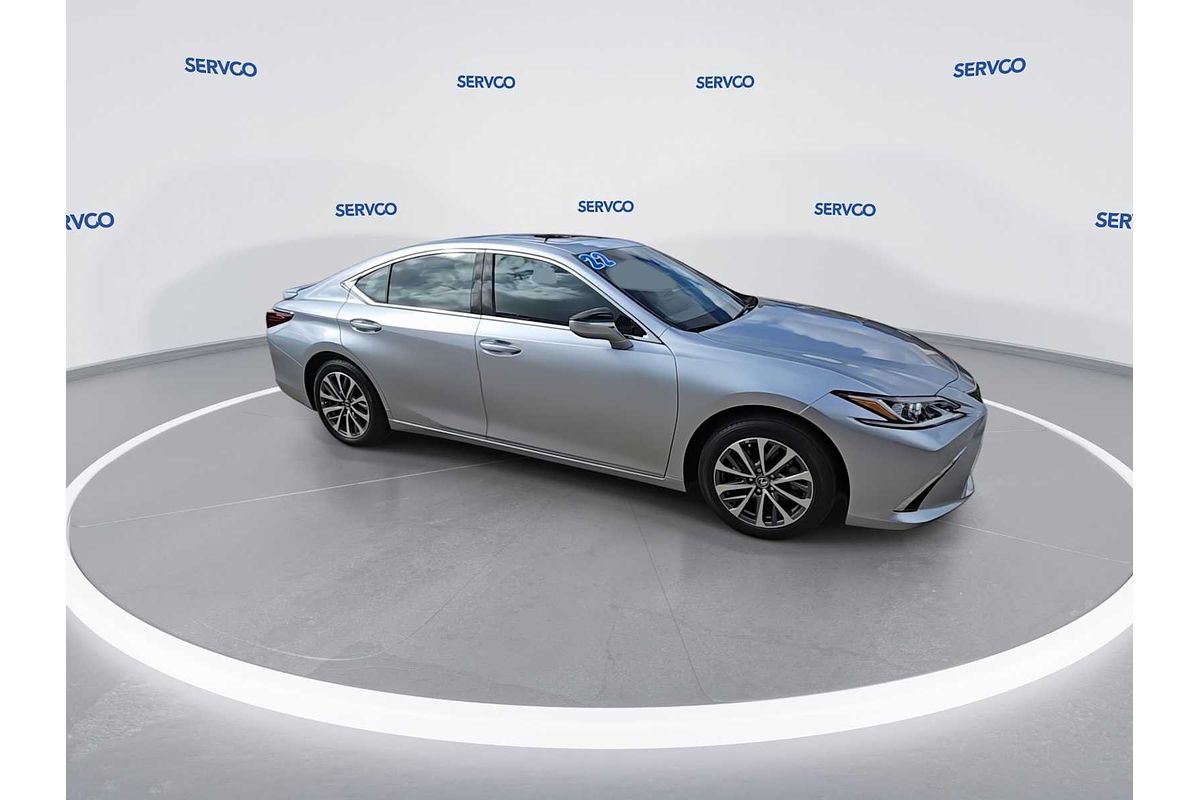 2022 Lexus ES