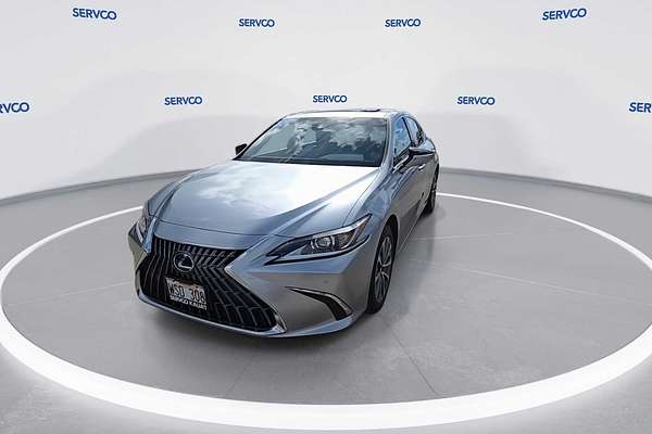 2022 Lexus ES