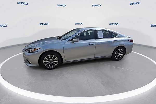 2022 Lexus ES