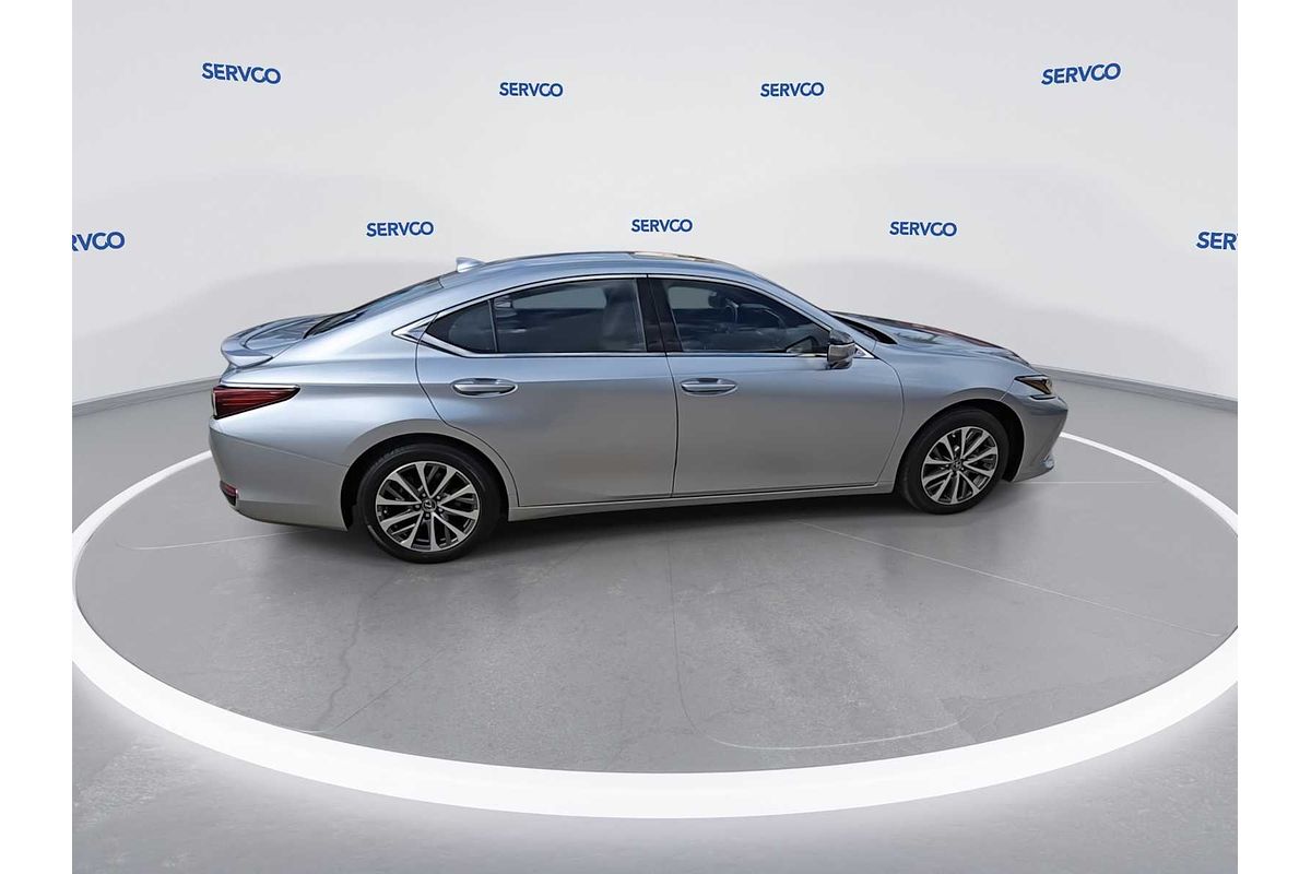 2022 Lexus ES