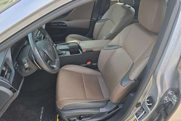 2022 Lexus ES