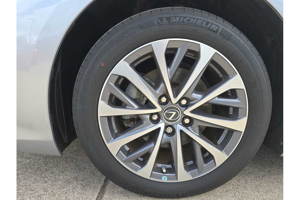 2022 Lexus ES