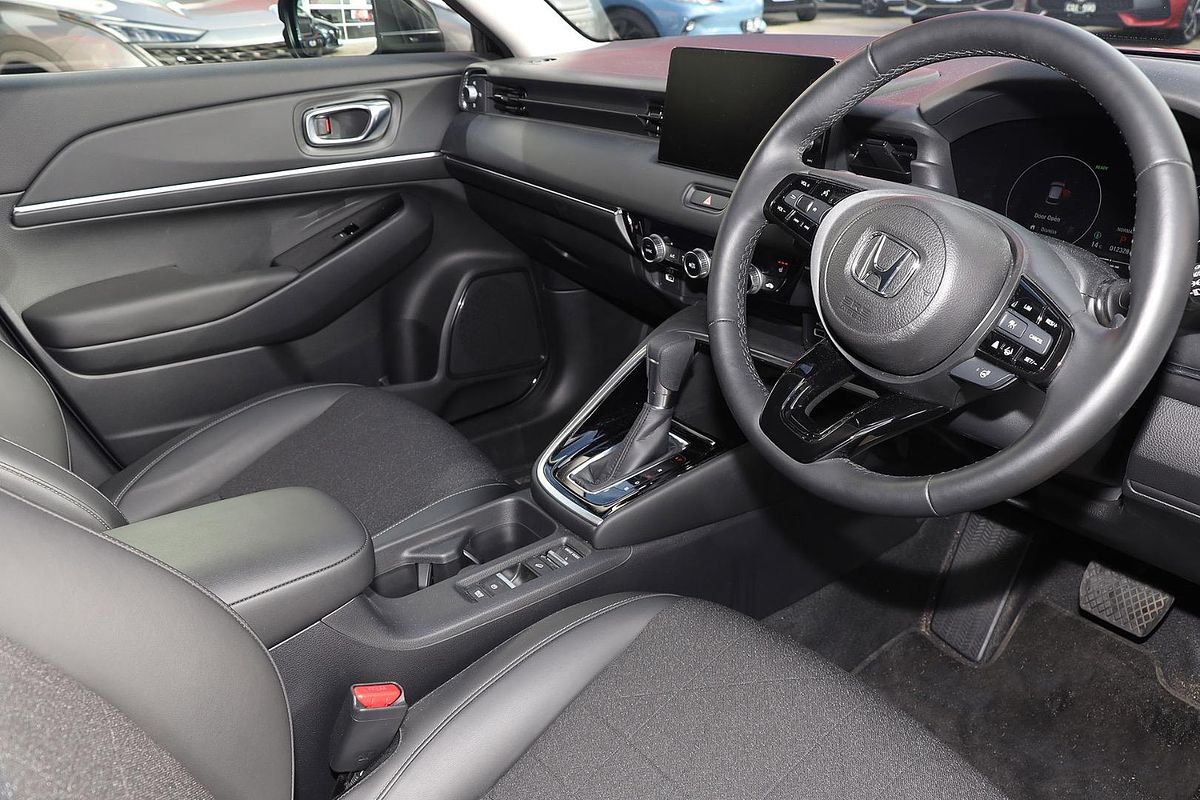 2023 Honda HR-V e:HEV L