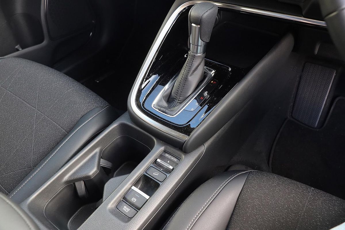 2023 Honda HR-V e:HEV L