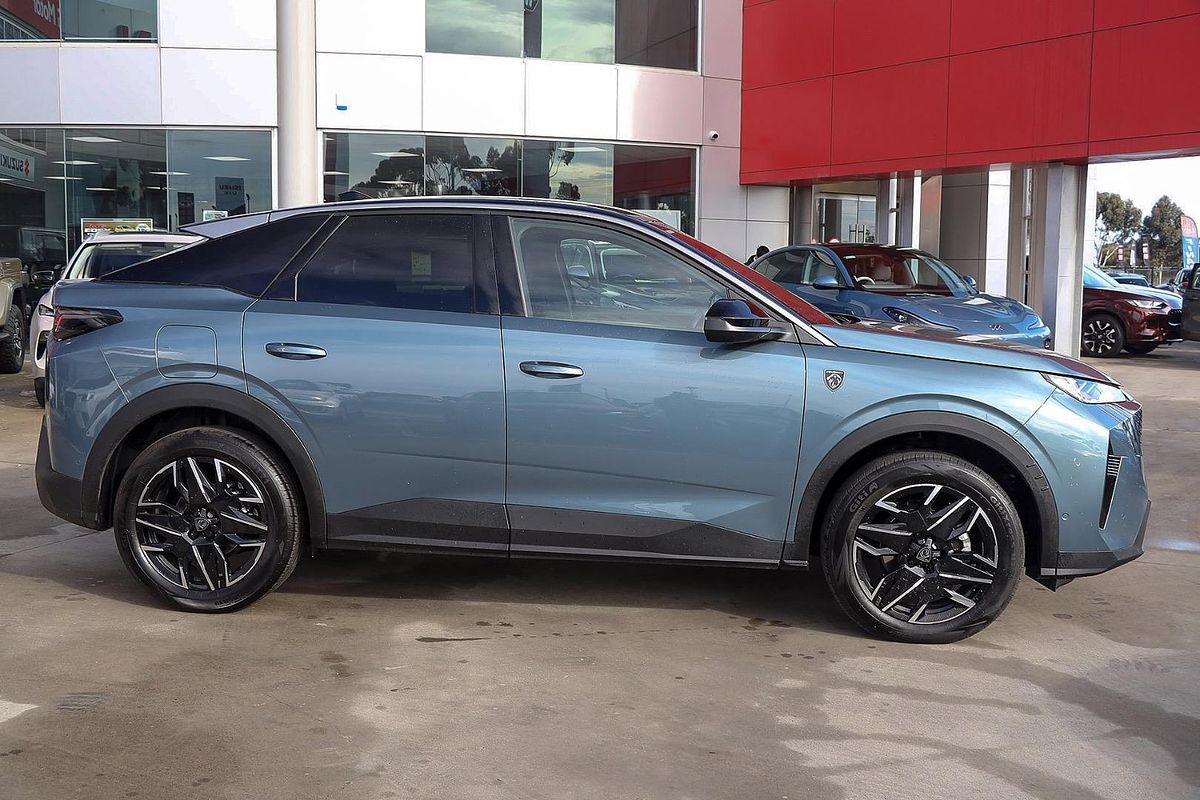 2024 Peugeot 3008 GT Premium Hybrid P64