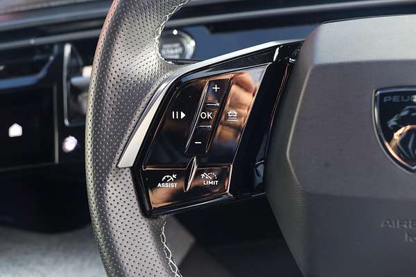 2024 Peugeot 3008 GT Premium Hybrid P64