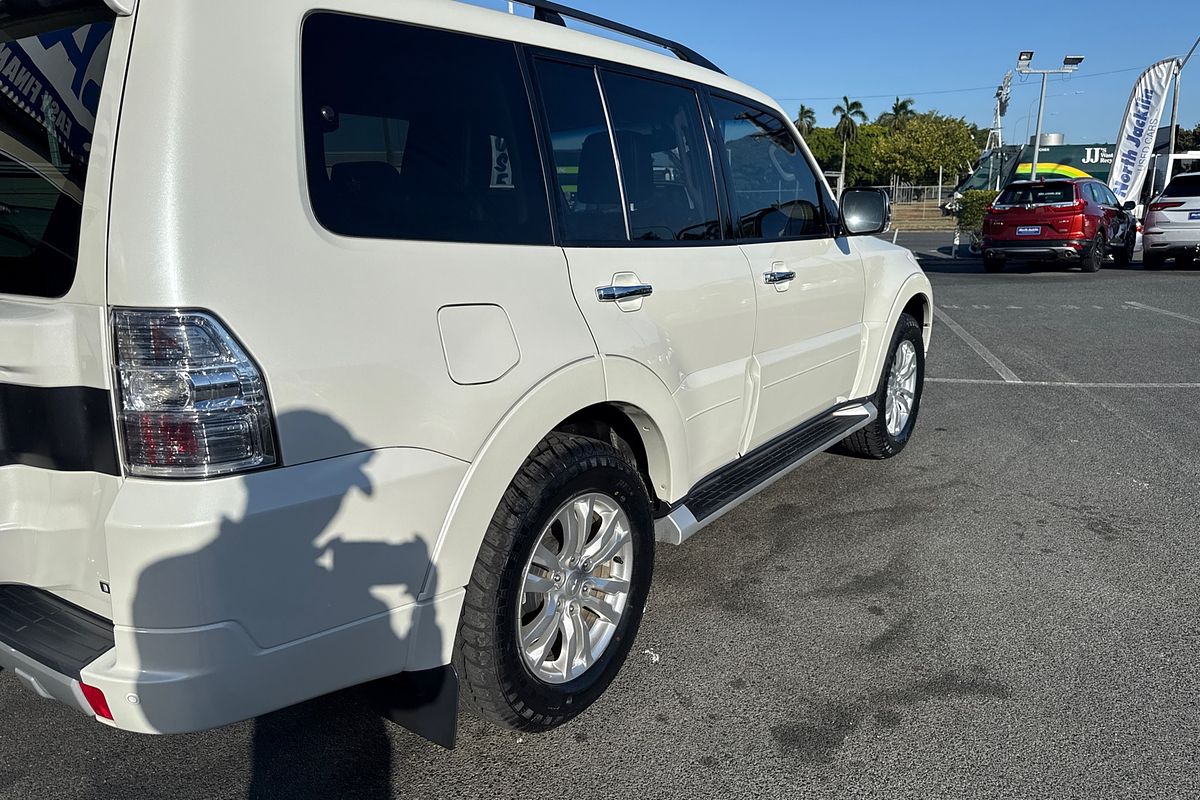 2019 Mitsubishi Pajero GLS NX
