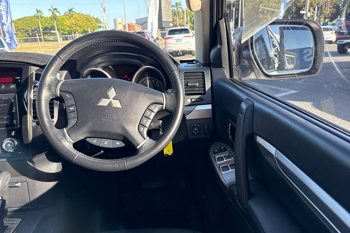2019 Mitsubishi Pajero GLS NX