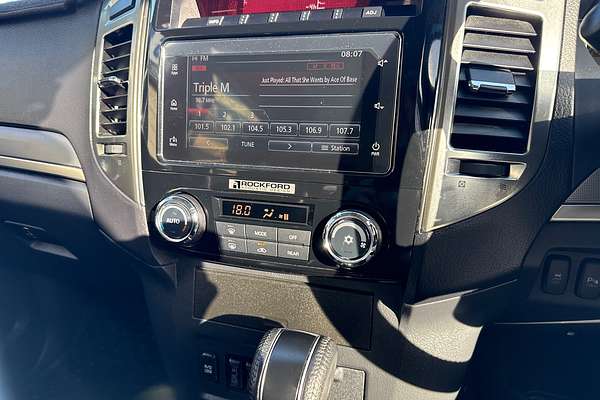 2019 Mitsubishi Pajero GLS NX