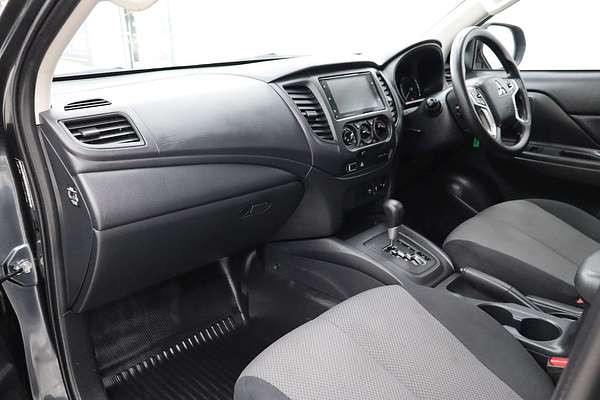 2022 Mitsubishi Triton GLX MR Rear Wheel Drive