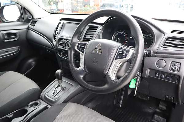 2022 Mitsubishi Triton GLX MR Rear Wheel Drive