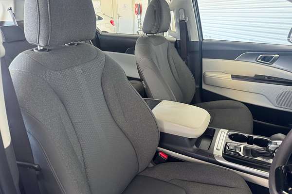 2023 Kia Carnival S KA4