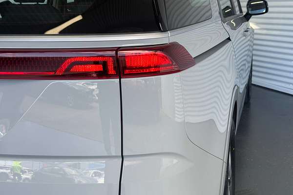 2023 Kia Carnival S KA4