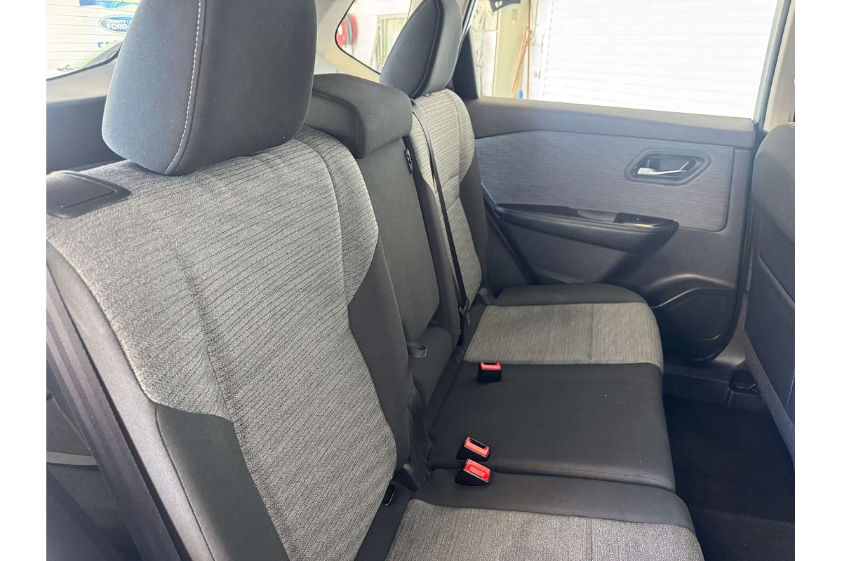 2023 Nissan X-TRAIL ST T33