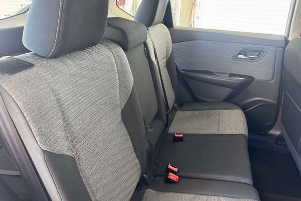 2023 Nissan X-TRAIL ST T33