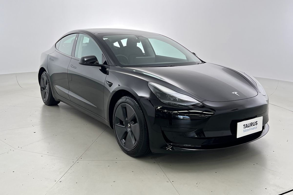 2022 Tesla Model 3 Rear-Wheel Drive