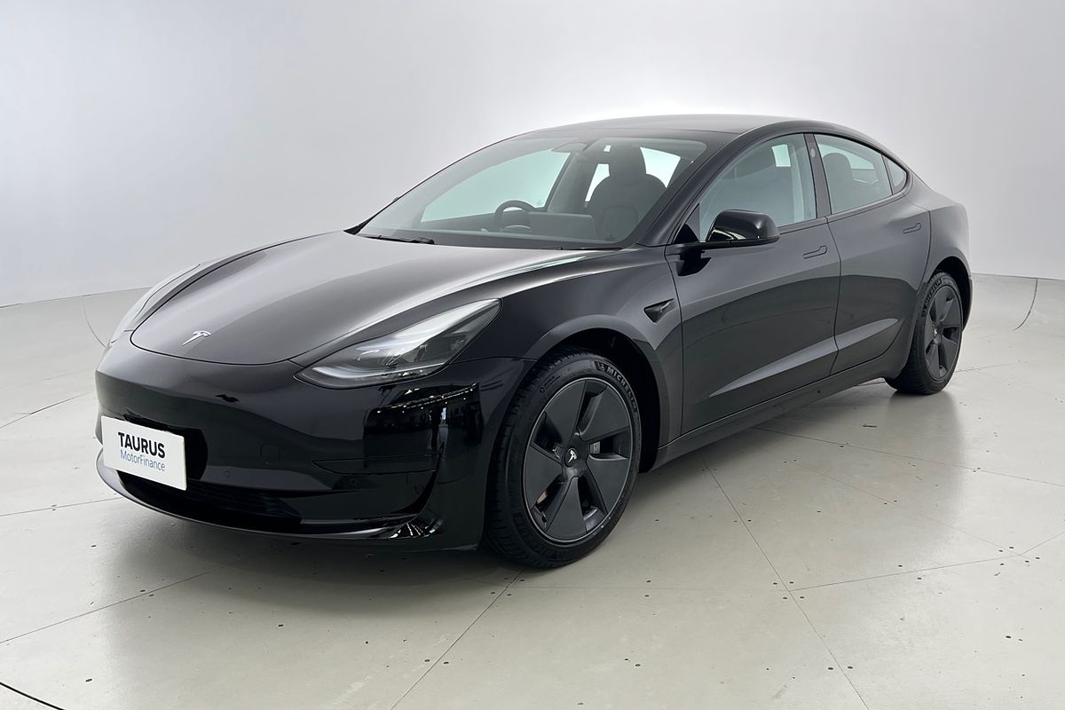 2022 Tesla Model 3 Rear-Wheel Drive