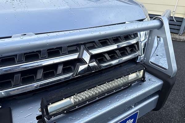 2017 Mitsubishi Pajero GLX NX