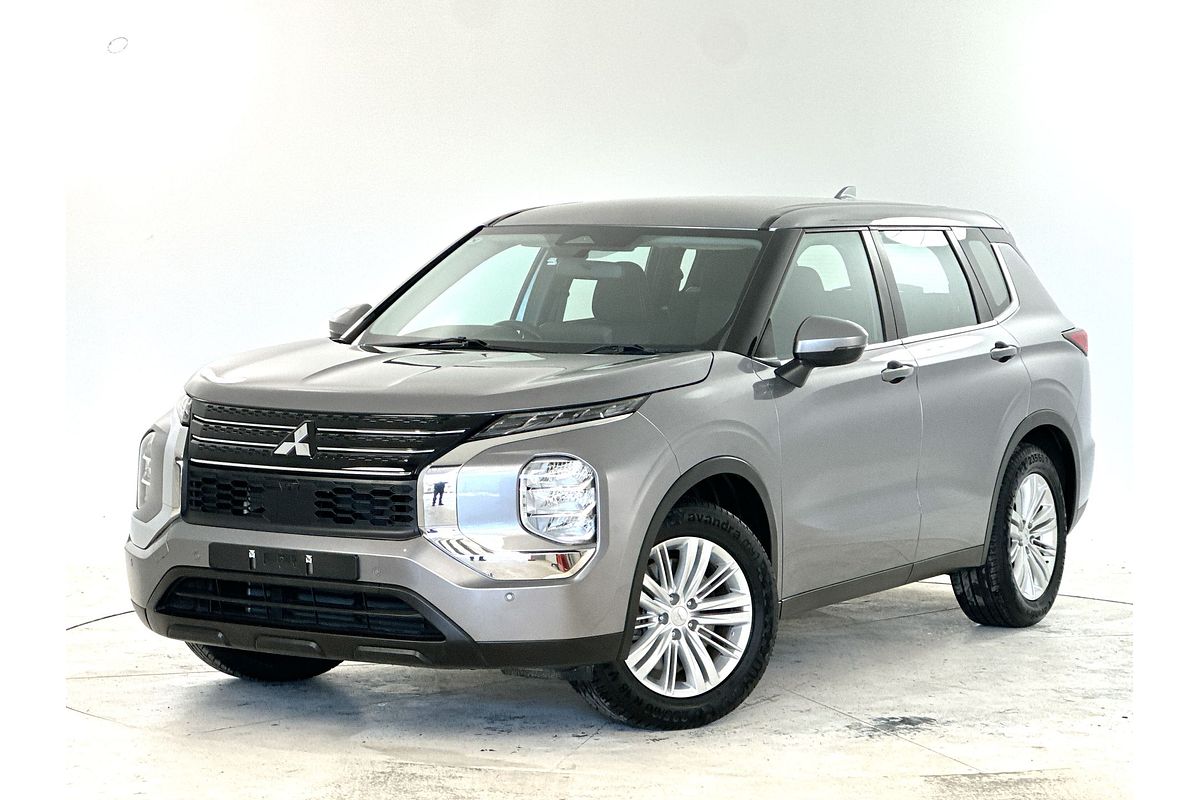 2022 Mitsubishi Outlander ES ZM