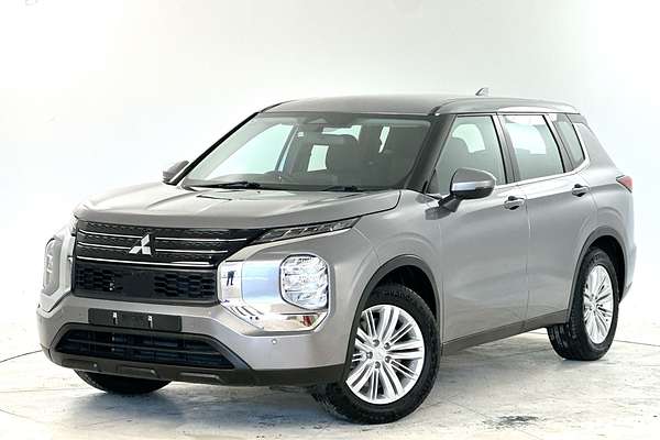 2022 Mitsubishi Outlander ES ZM