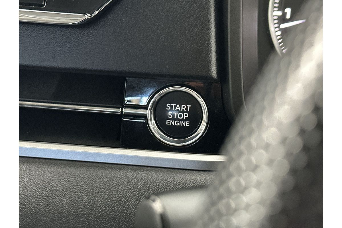 2022 Mitsubishi Outlander ES ZM