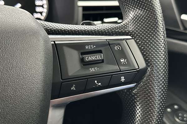 2022 Mitsubishi Outlander ES ZM