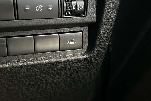 2022 Mitsubishi Outlander ES ZM