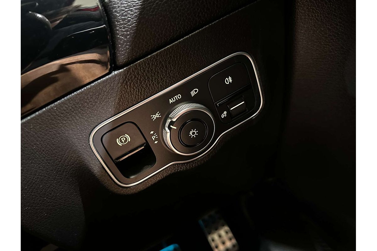2022 Mercedes-Benz GLA-Class GLA200 H247