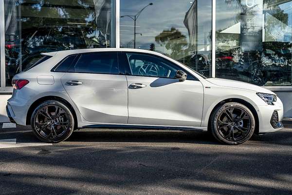 2025 Audi A3 35 TFSI S line GY