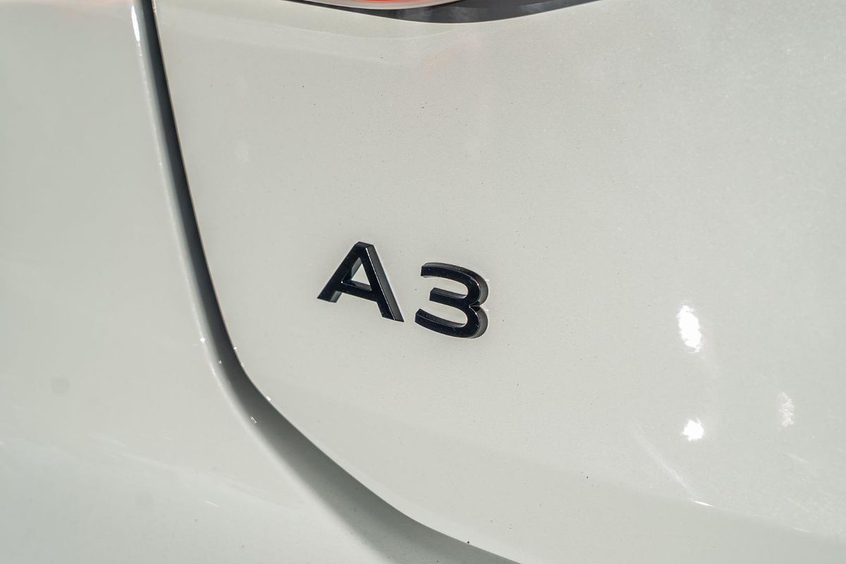 2025 Audi A3 35 TFSI S line GY