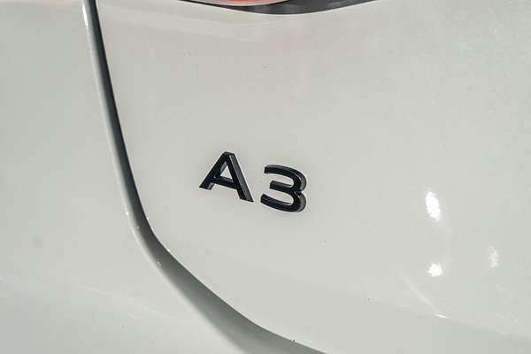 2025 Audi A3 35 TFSI S line GY