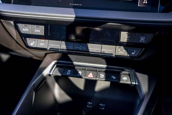2025 Audi A3 35 TFSI S line GY