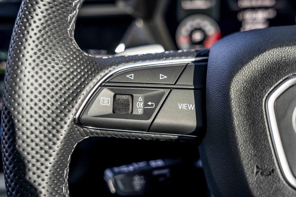 2025 Audi A3 35 TFSI S line GY