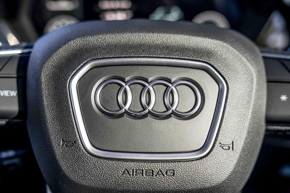 2025 Audi A3 35 TFSI S line GY