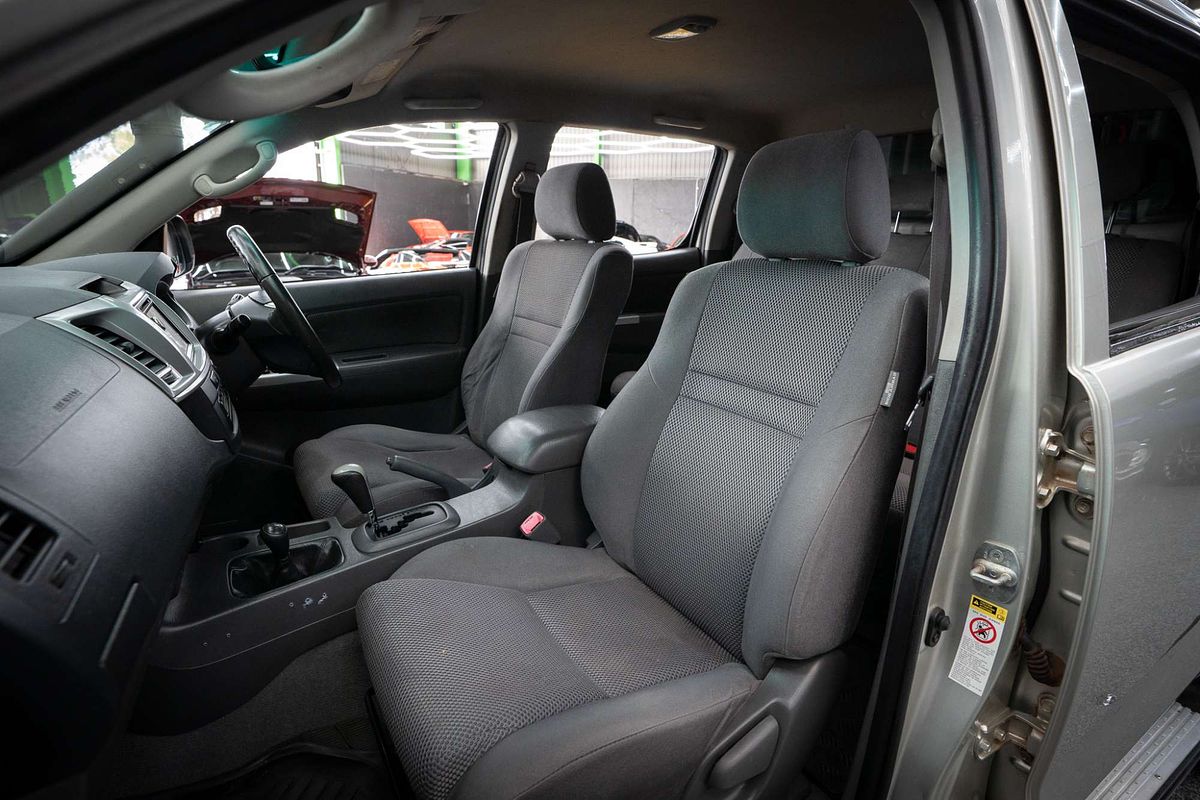 2012 Toyota Hilux SR5 KUN26R 4X4