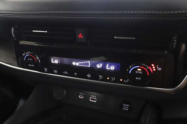 2024 Nissan X-TRAIL ST-L T33