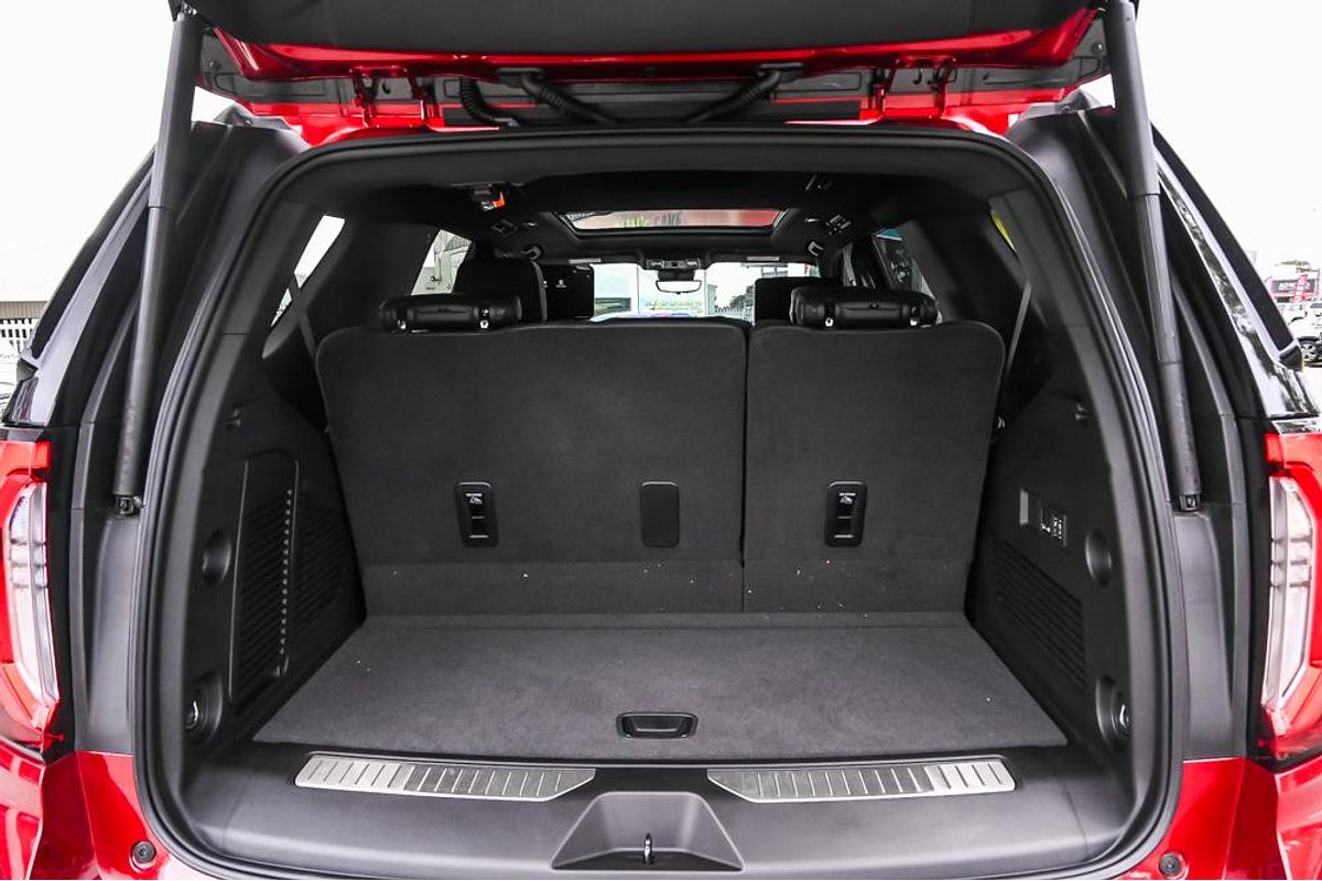 2025 GMC Yukon Denali T1