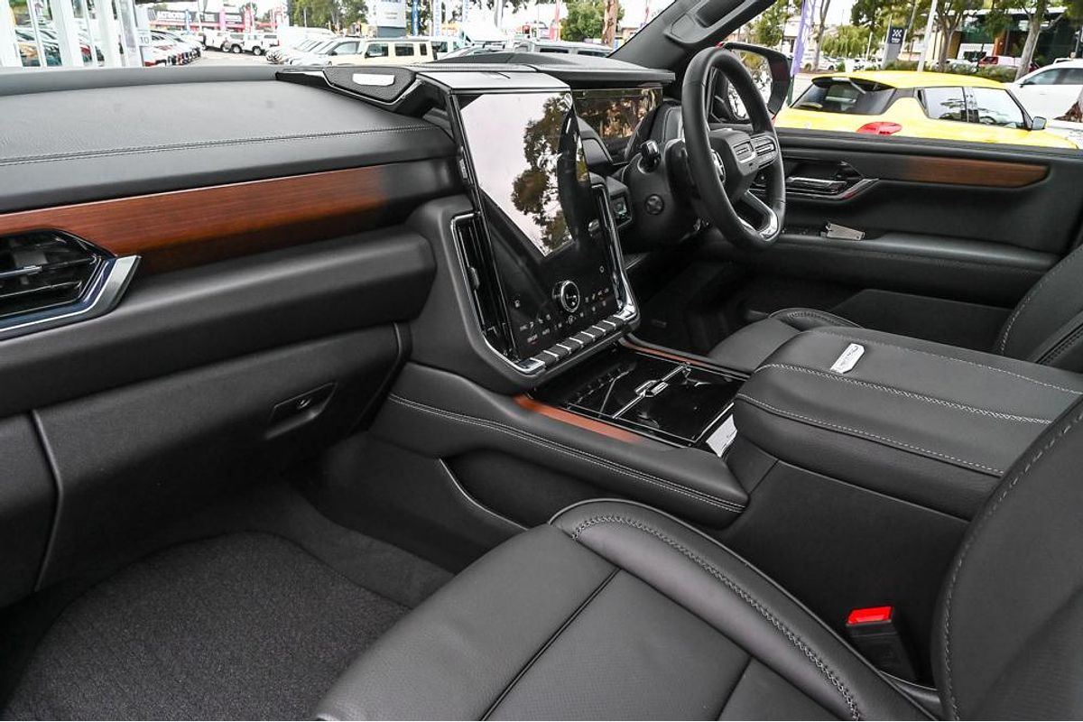 2025 GMC Yukon Denali T1