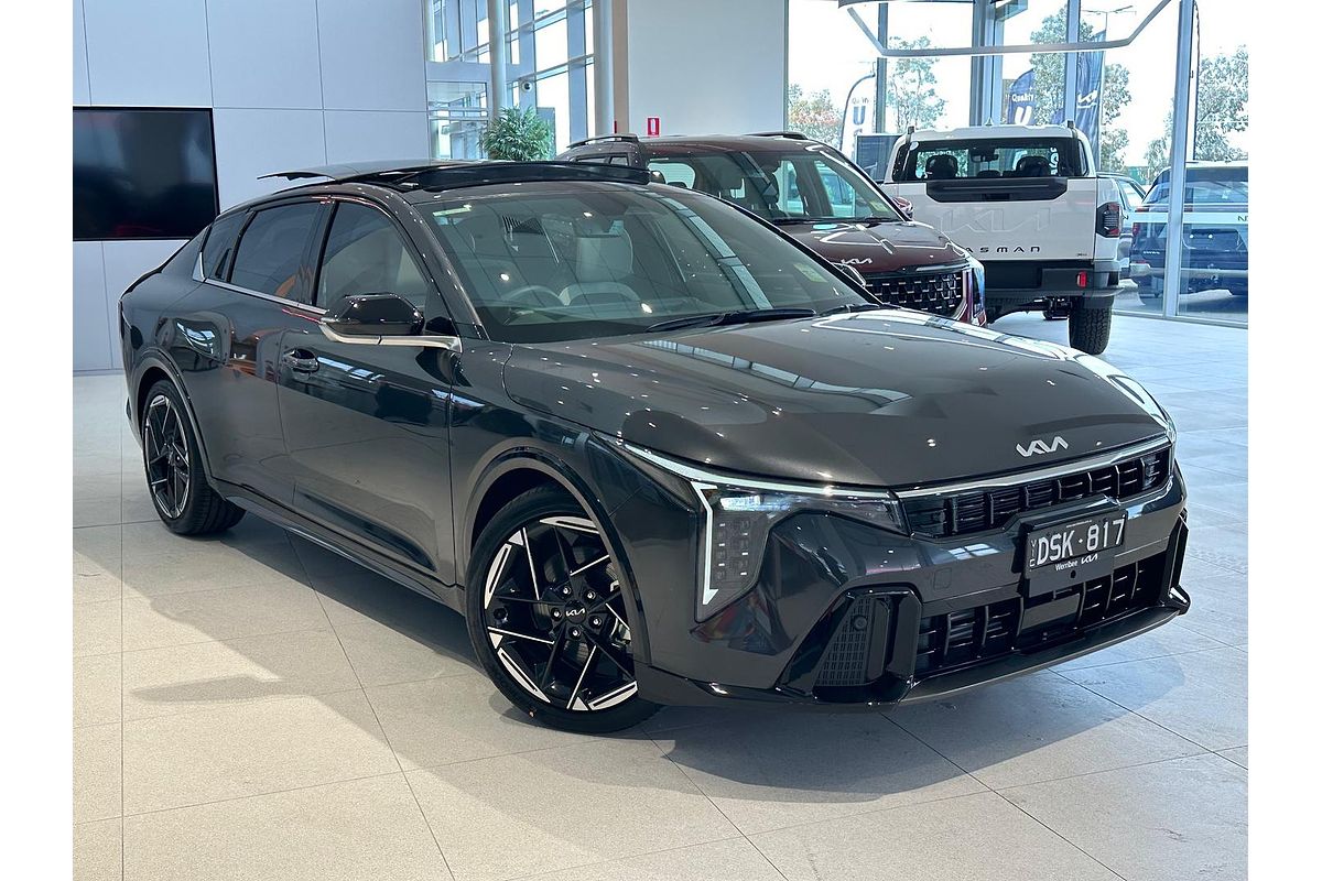 2025 Kia K4 GT-Line CL4m