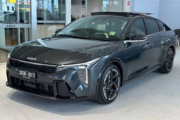 2025 Kia K4 GT-Line CL4m