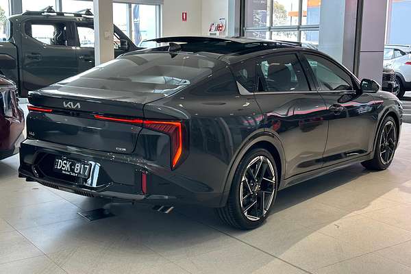 2025 Kia K4 GT-Line CL4m